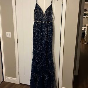 prom / homecoming court dress